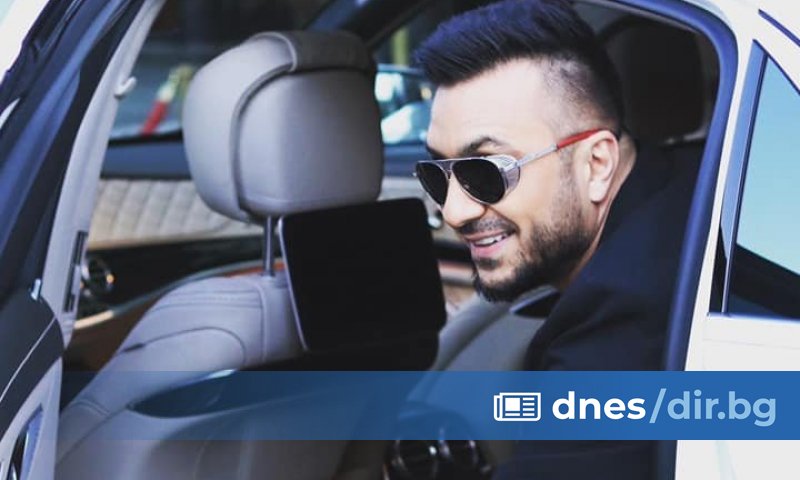 Сряда, посред бял ден. Поп фолк певците Константин и Емрах