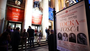 Трагичен инцидент отложи началото на премиерата на Тоска в Софийската