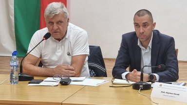 Водният режим в Плевен остава, министър Генов с критики към ВиК