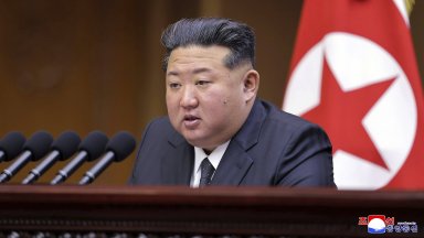 Севернокорейският лидер Ким Чен ун разпореди всички ресурси на Северна Корея