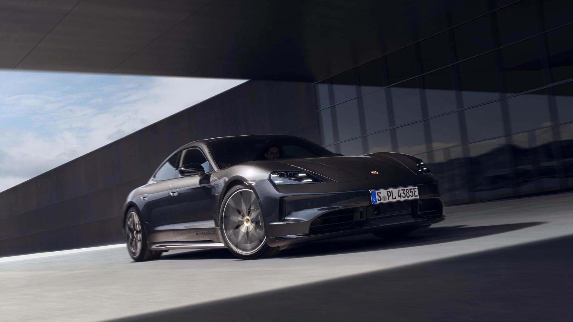 Porsche Taycan Black Edition