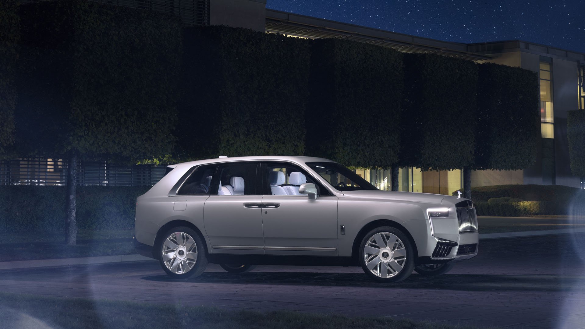 Rolls-Royce Cullinan Cosmos