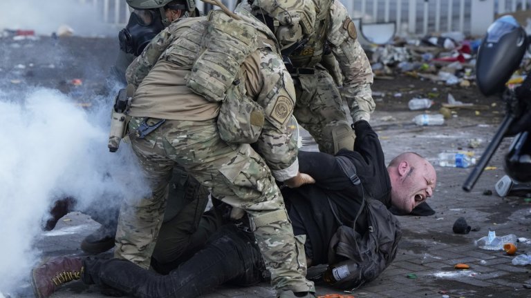 Двеста военни от Националната гвардия излизат по улиците на Портланд