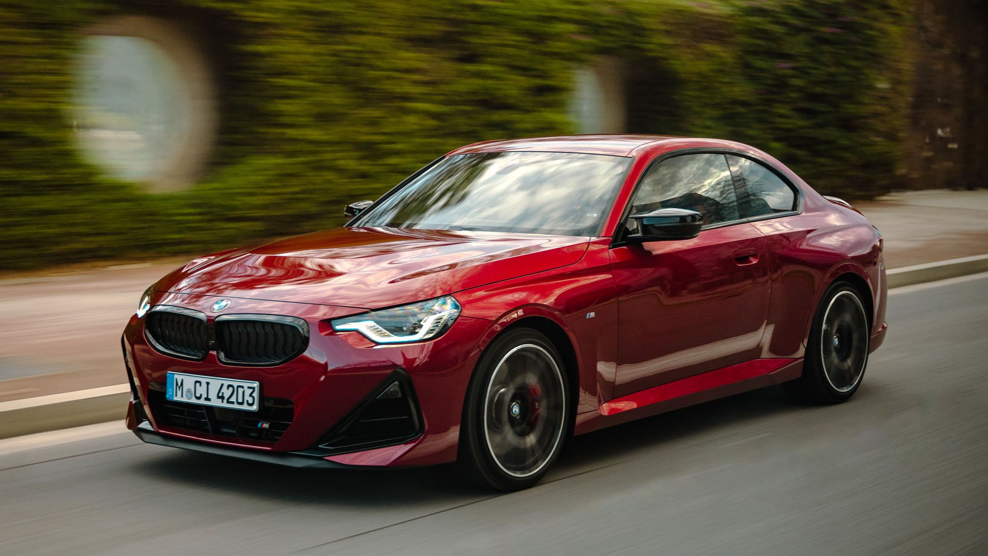BMW M240i xDrive Coupe