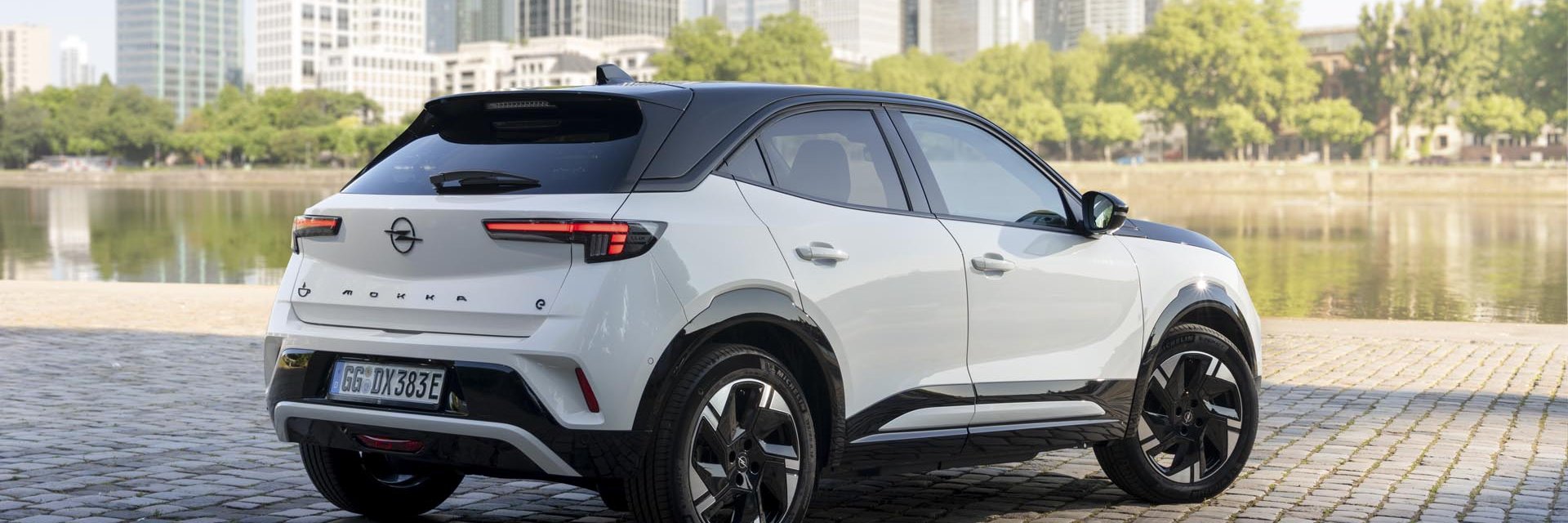 Opel Mokka Electric се превърна в кафемашина на колела