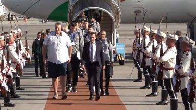 България посреща своите шампиони - вторите в света (на живо)