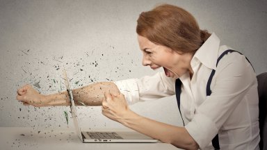 Психиатричните клиники започват да се пълнят с потребители на AI чатботове