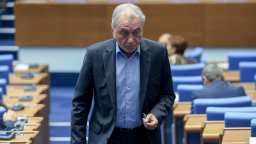Нови извънредни правомощия за КЗК: По-строги проверки, по-тежки санкции и шанс за признание при картели