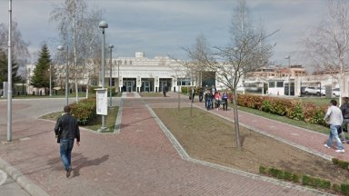 Американското посолство в България спира фейсбук страницата си заради бюджетния блокаж