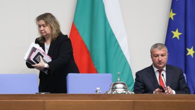 Парламентът не стигна до създаване на комисия "Хаяши"   