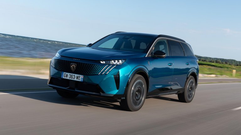 Peugeot предлага две нови функции в електрическите си модели