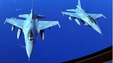 Български изтребители F-16 летяха ниско над София, било учение