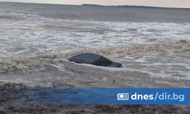 ВодокалипсисПърва жертва на потопа във ваканционно селище Елените (видео/снимки)Багерист е