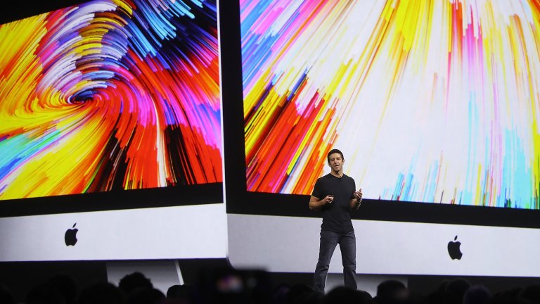 Джон Тернус е сочен за наследник на Тим Кук начело на Apple