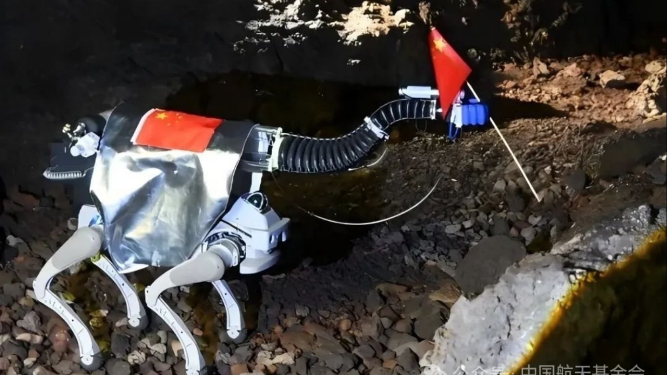 Китай изпраща кучета-роботи на Луната