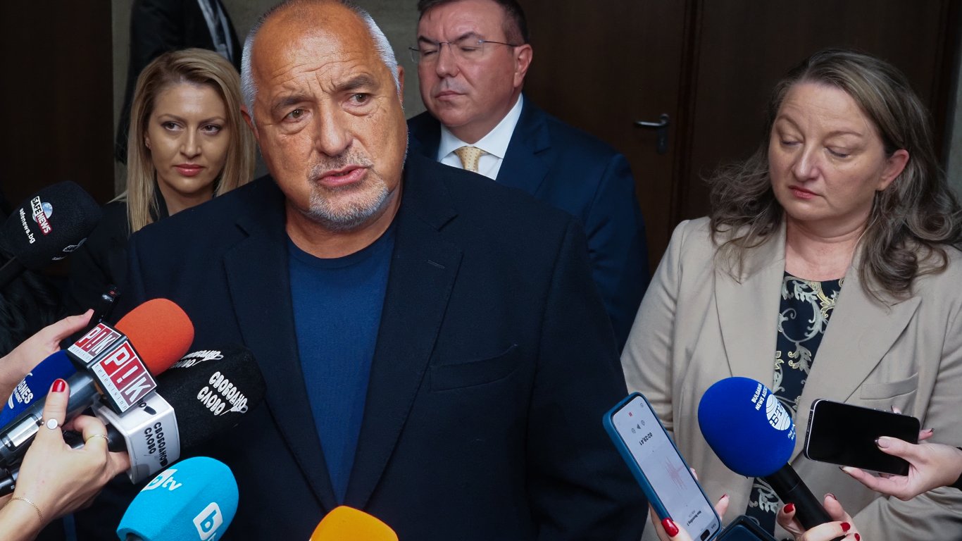 Борисов предложи на Терзиев подкрепа за извънреден закон за решаване на кризата с боклука