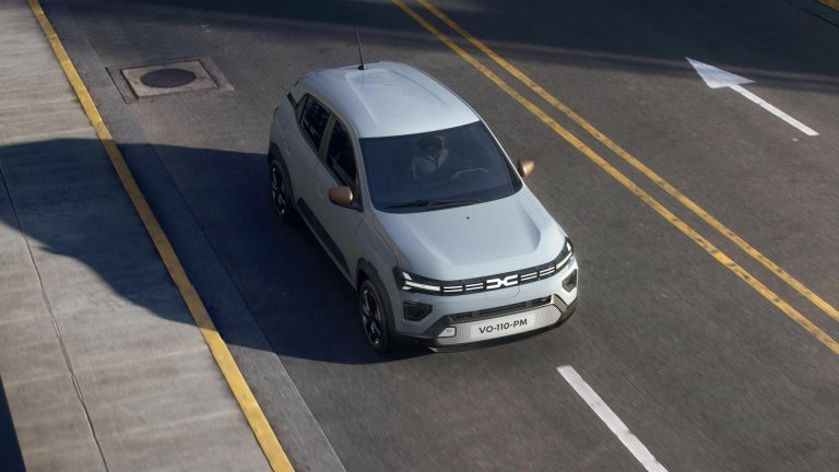 Обновената Dacia Spring идва с по-мощни двигатели и нова батерия