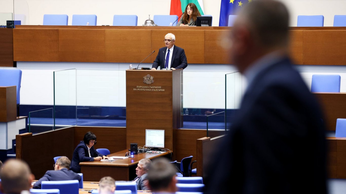 НС регламентира използването на оръжие срещу дронове при отбрана на военни обекти