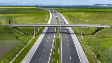 Завърши ремонтът в платното за Бургас между 90 и 98 км на АМ „Тракия“ 
