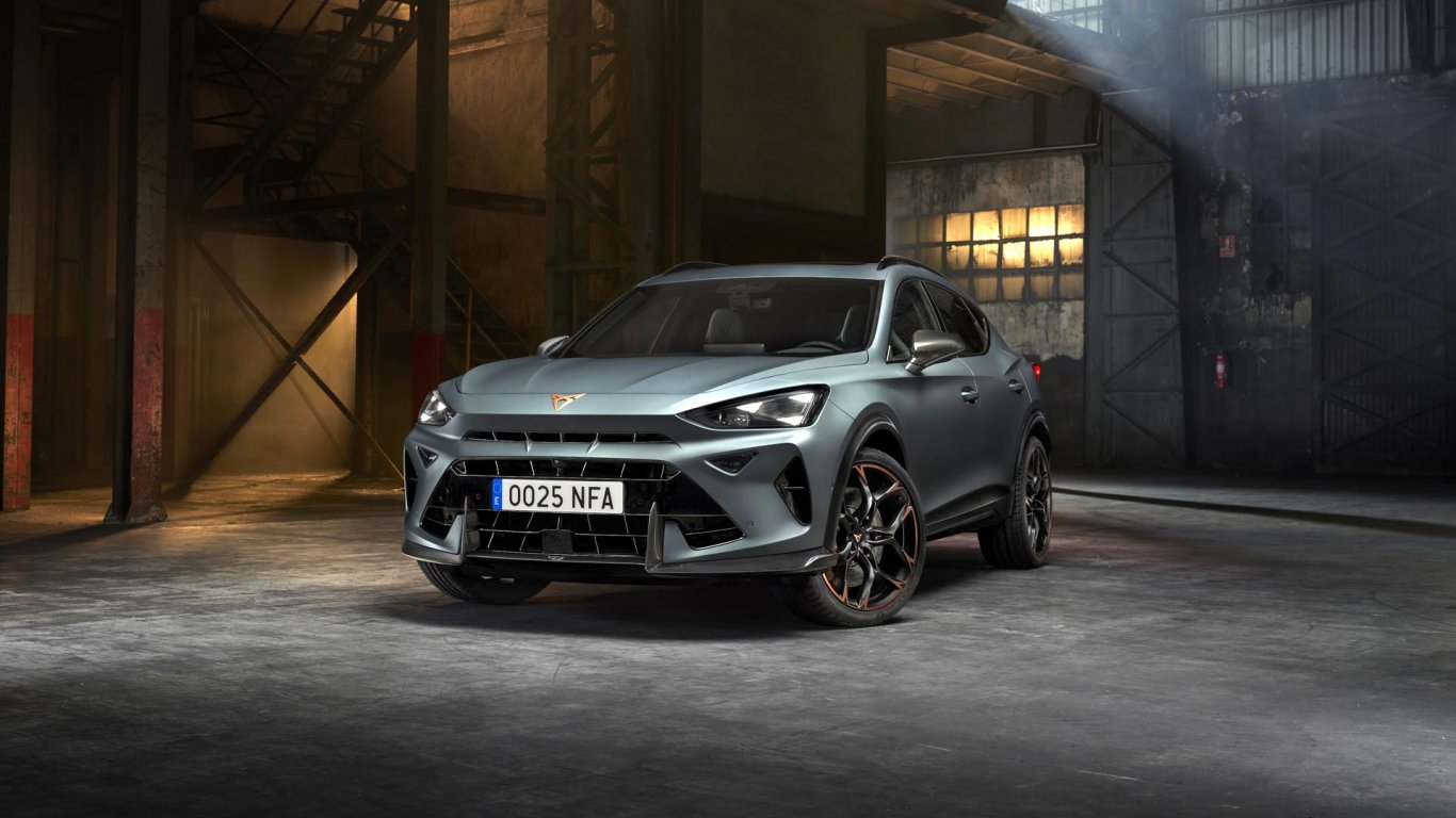 CUPRA Formentor VZ5 се завръща с емблематичния 5-цилиндров двигател