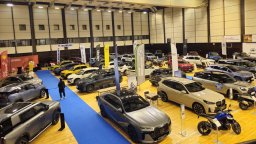 Варненци първи видяха най-новите автомобили в България