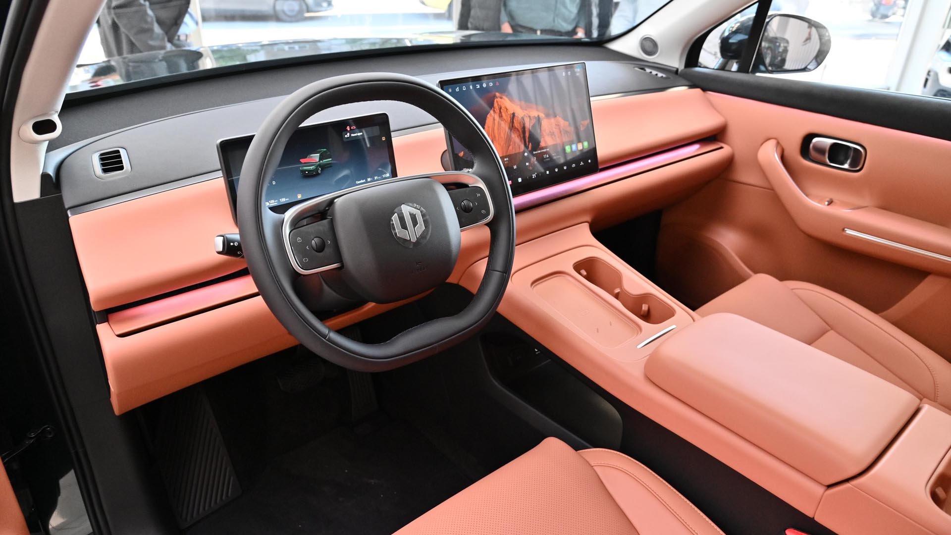 Leapmotor C10