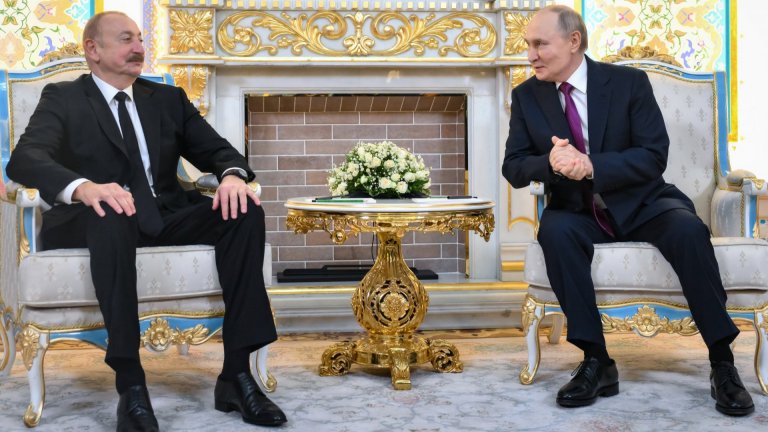 Пуснаха от ареста руски журналист в Азербайджан след срещата на Путин с Илхам Алиев