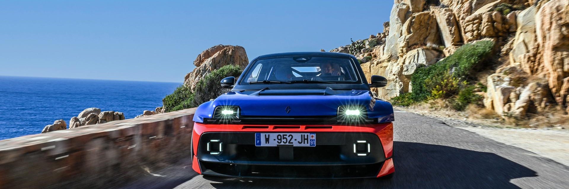 Renault 5 Turbo 3E дебютира в ралито „Обиколката на Корсика“