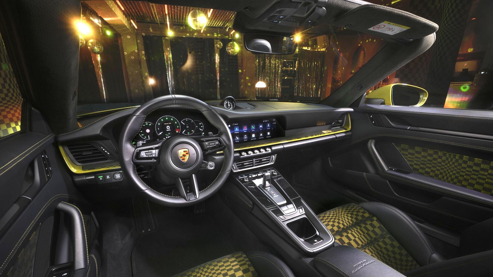 Porsche 911 Carrera GTS Cabriolet Spirit 70