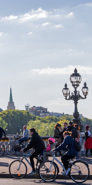 Париж без коли. Улици, пълни с живот