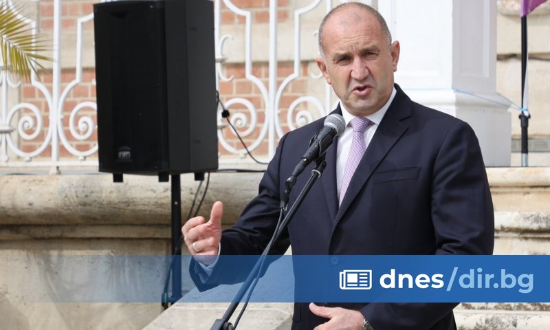 Резултатът от промените в службите е мачкане на неудобните, все