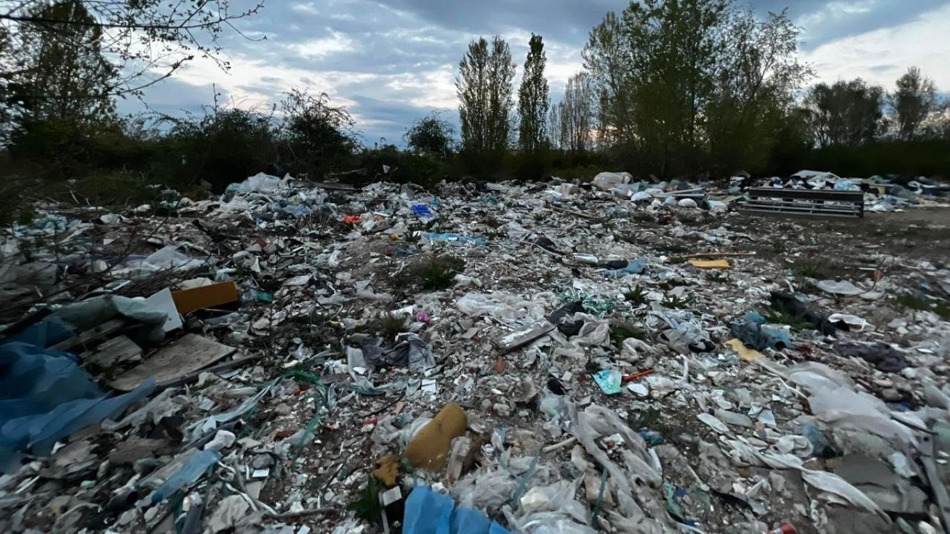 Промени в НК предвиждат до 5 г. затвор за изхвърляне на отпадъци на неразрешено място