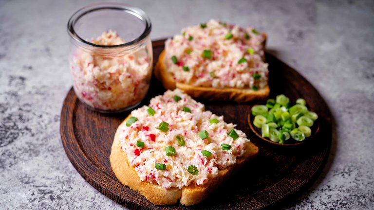 Разядка от репички и краве сирене