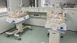 Университетска болница "Канев" в Русе получи дарение за неонатологията си