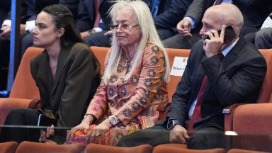 Тя има $60 млрд, достъп до Тръмп и главна роля в сделката "Газа": Коя е Мириам Аделсън?