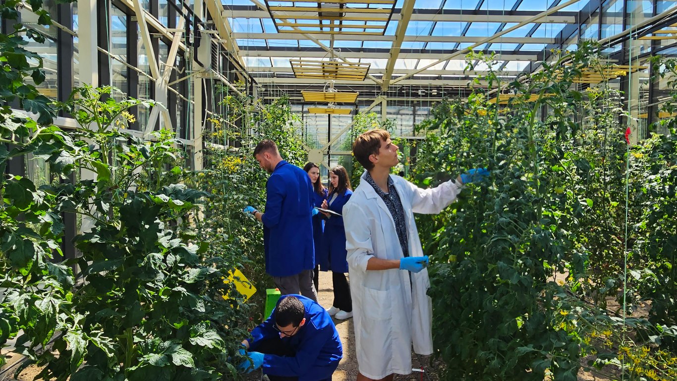 България привлича млади учени от света: Plantasyst дава шанс за развитието на наука от световно ниво