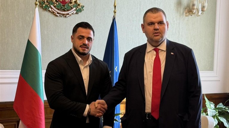 Световният шампион Карлос Насар на крака при Пеевски