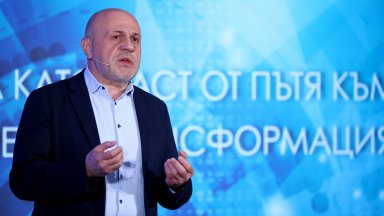 Томислав Дончев: Разговорът за еврозоната не свършва на 1 януари