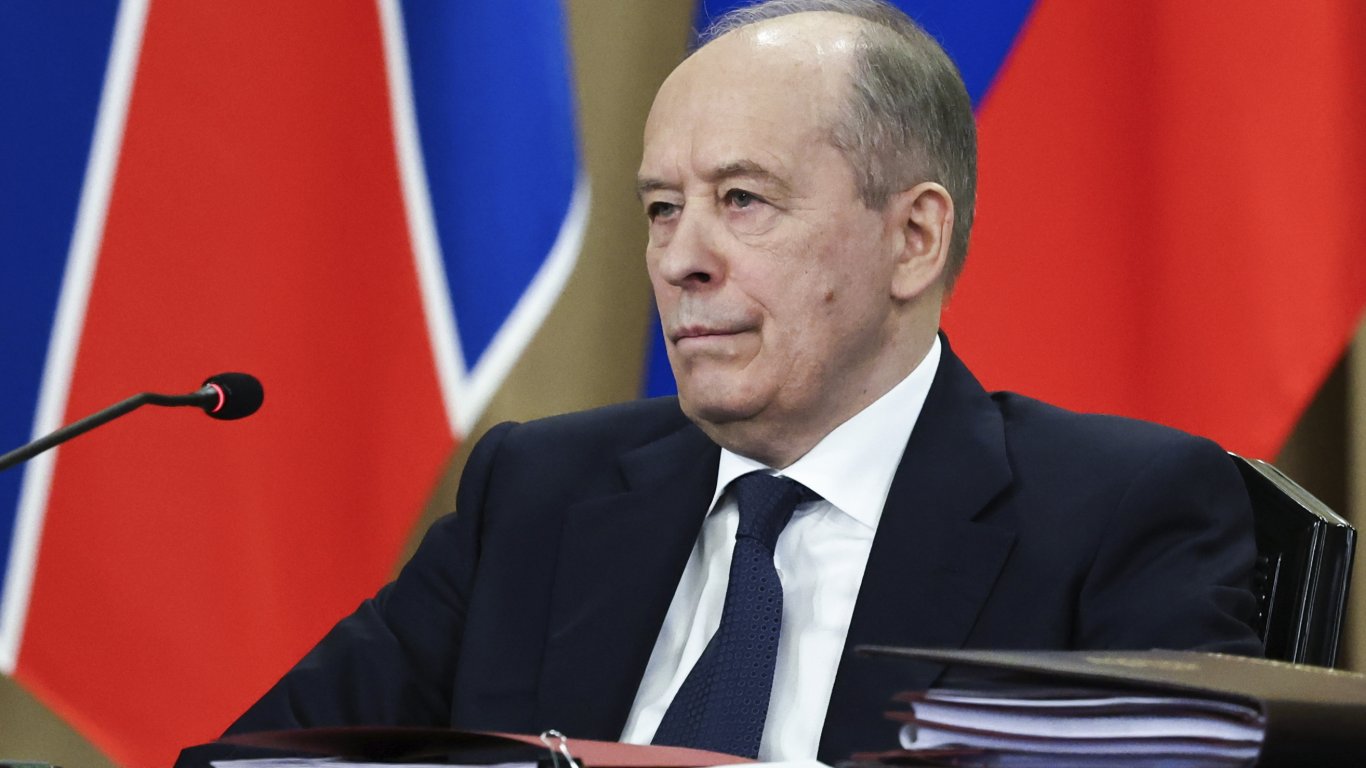 Шефът на ФСБ: НАТО участва в инцидентите с дронове над ЕС, Лондон и Киев планират саботаж