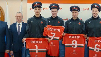 Представиха Симеон Николов в Новосибирск с униформа