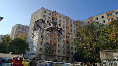 Трима загинаха, а десетки са ранени при силна експлозия в Букурещ (видео/снимки)