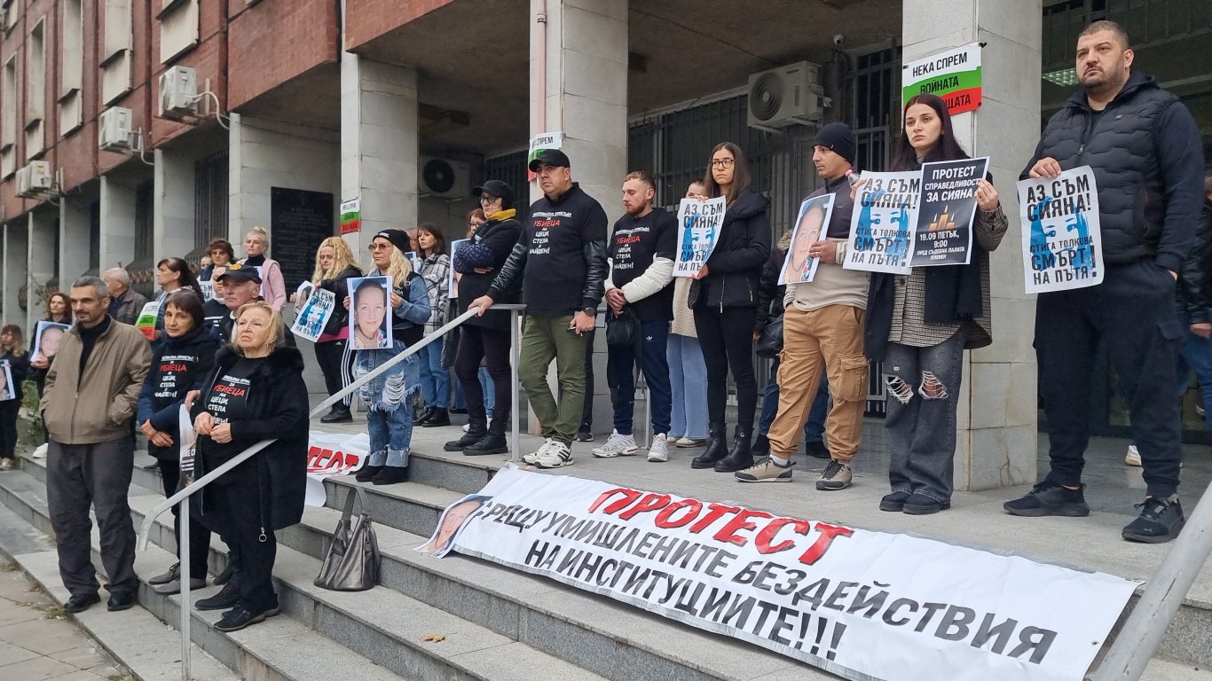 Искат нова експертиза на камиона, убил 12-годишната Сияна