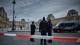 Скриха бижута от Лувъра във Френската централна банка