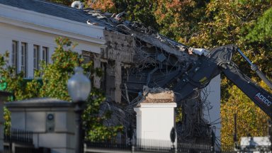 Ключова агенция одобри новата бална зала на Тръмп дни след като съдът спря строежа ѝ