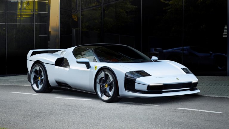 Ferrari показа уникално купе SC40