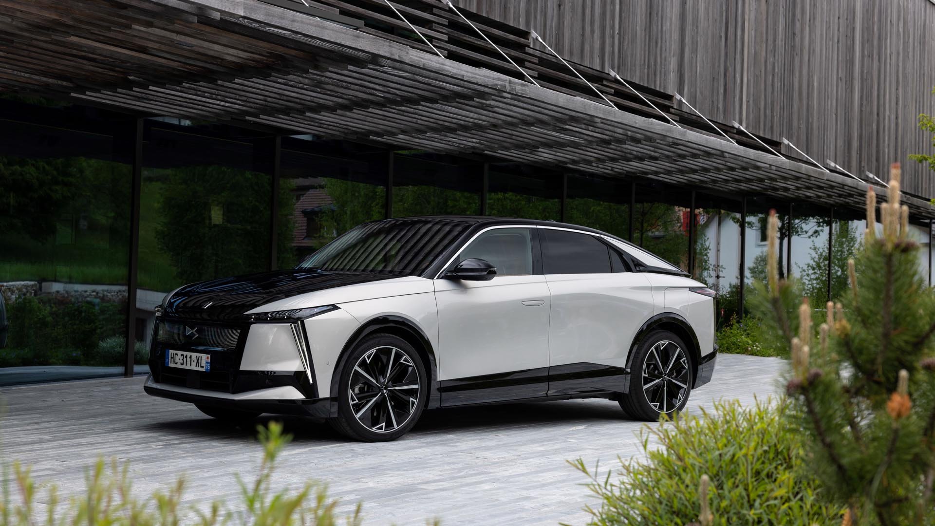 DS N°8 Etoile Long Range