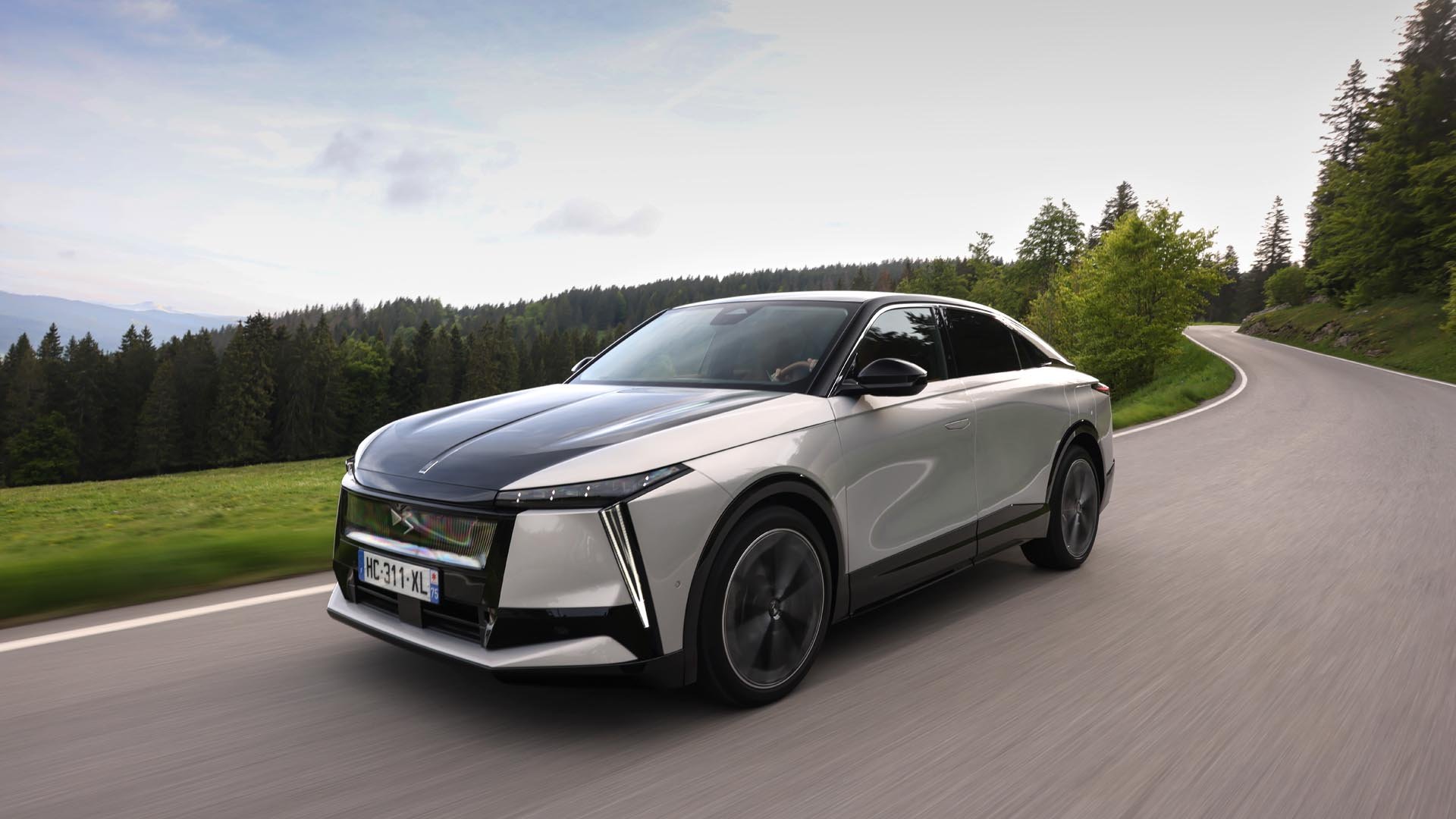 DS N°8 Etoile Long Range