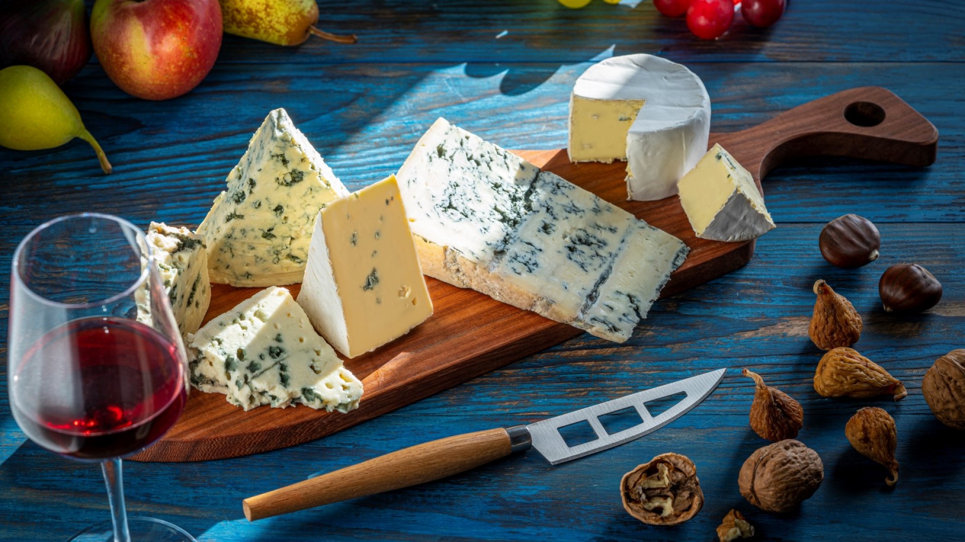 Класация: Кои са топ 5 сини сирена в света, които задължително трябва да опитате