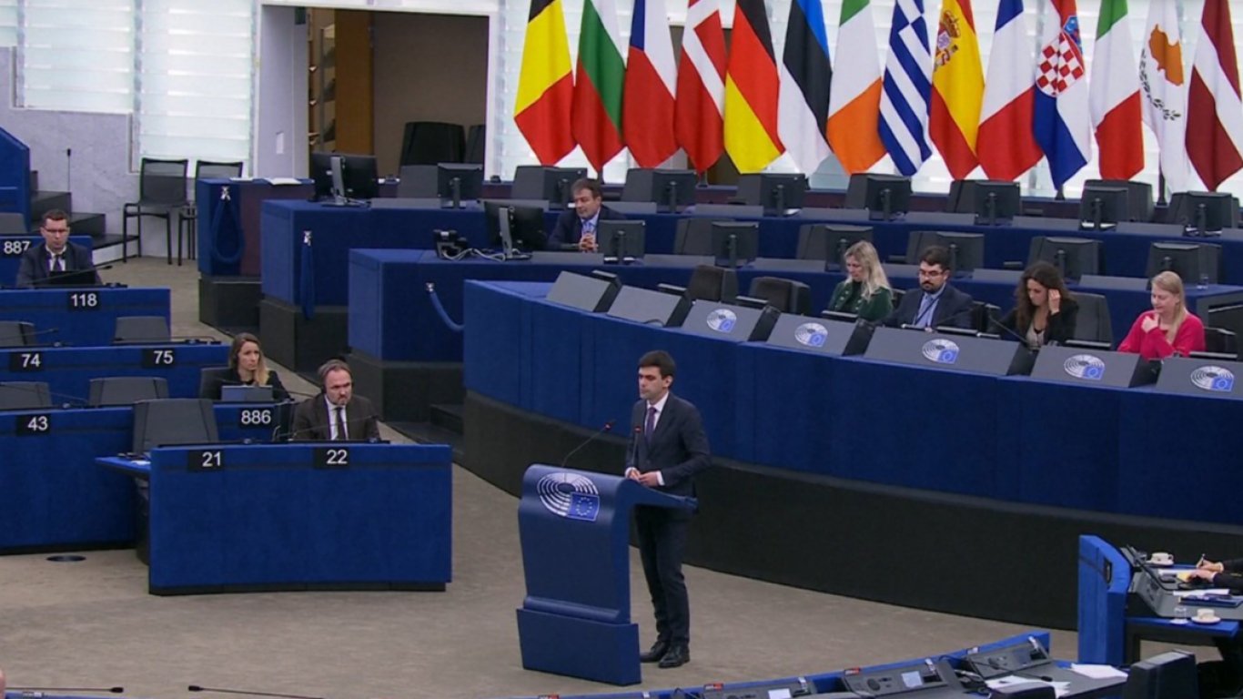 Европарламентът обсъжда близо час ареста на варненския кмет
