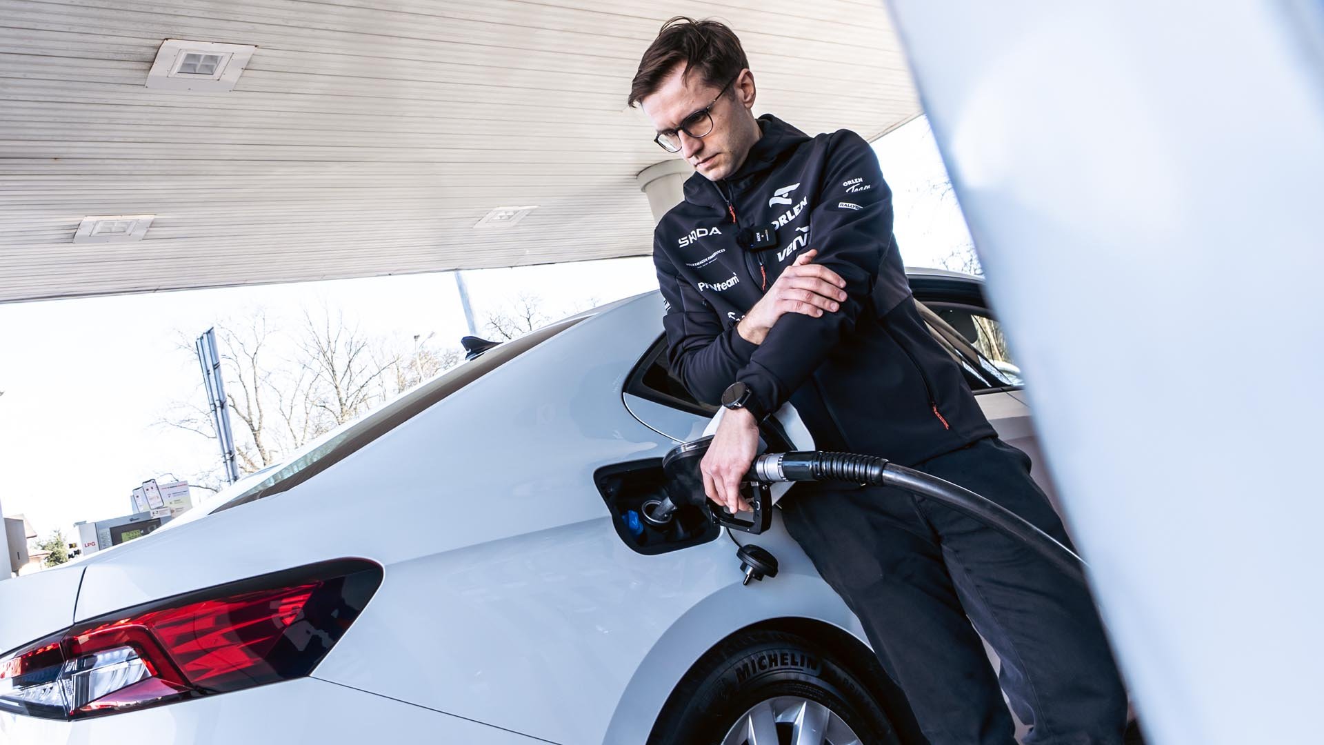 Мико Марчик с Skoda Superb успя да измине 2831 км с един резервоар и постави нов световен рекорд